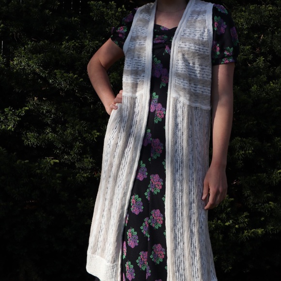 NWT Gap Long Knit Vest - Picture 1 of 4